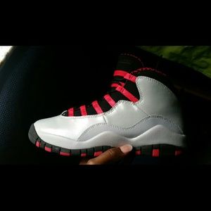 ❌SOLD ❌ Jordan 10s metallic/blk/red 6.5Y women's 8